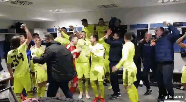 VIDEO Pogledajte ludo slavlje Dinamovih igrača nakon pobjede u Slovačkoj